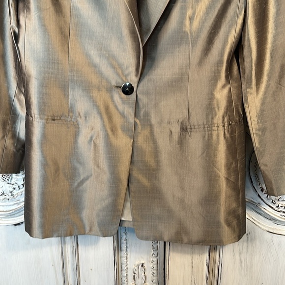 Linda Allard Ellen Tracy 100% Silk Light Sage Green Business Blazer Size 10 - Picture 3 of 11